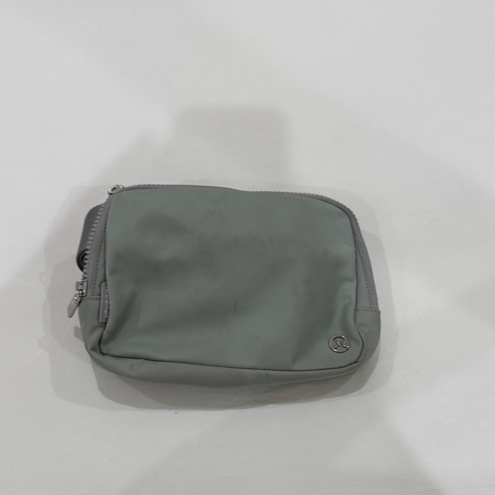 Big Lululemon Athletica Gray Toiletry Bag not Stained just needs to be cleaned:)